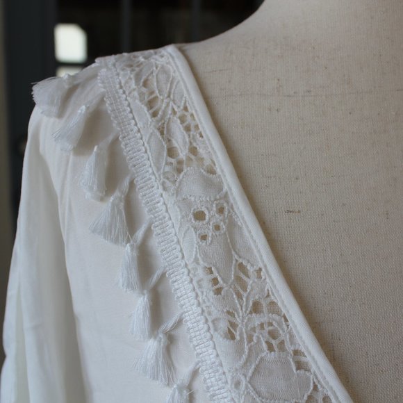 White Swimsuit Cover Up- Tunic Style - Picture 3 of 10